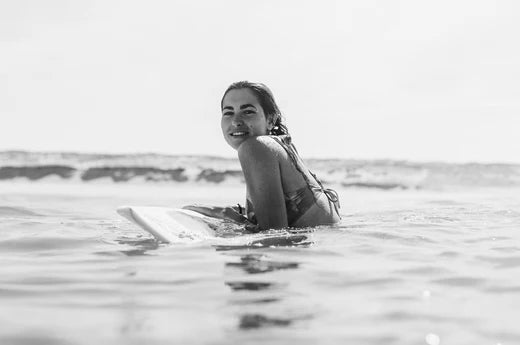 JULIA GONZALEZ - sisstrevolution.co.uk