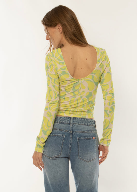 Sisstrevolution Skyscape LS Knit in Palm Lime, back view with scoop neckline.