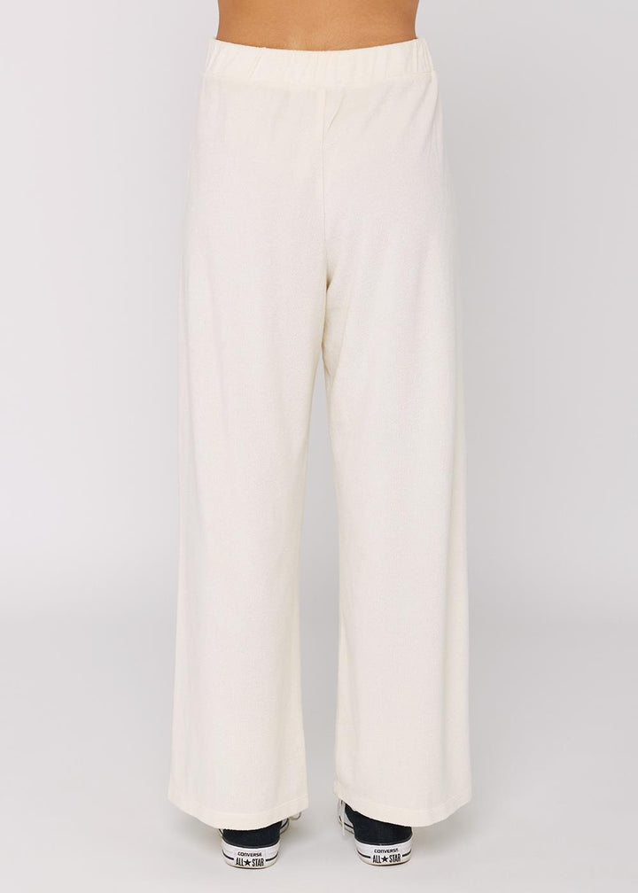 Sisstrevolution Sofia Pant in Sea Salt, back view of comfortable white ladies trousers.