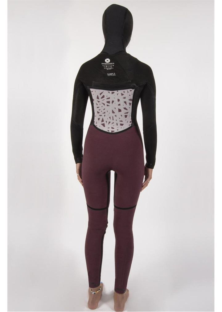 Sisstr 7 seas 5/4 Hooded Chest Zip Wetsuit - sisstrevolution.co.uk