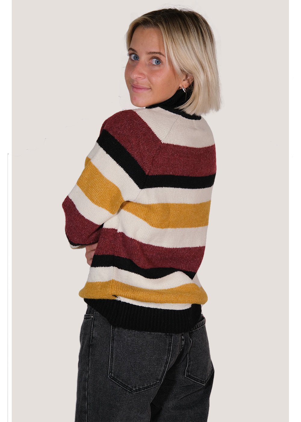 Sisstrevolution Sunshine Crew Sweater - sisstrevolution.co.uk